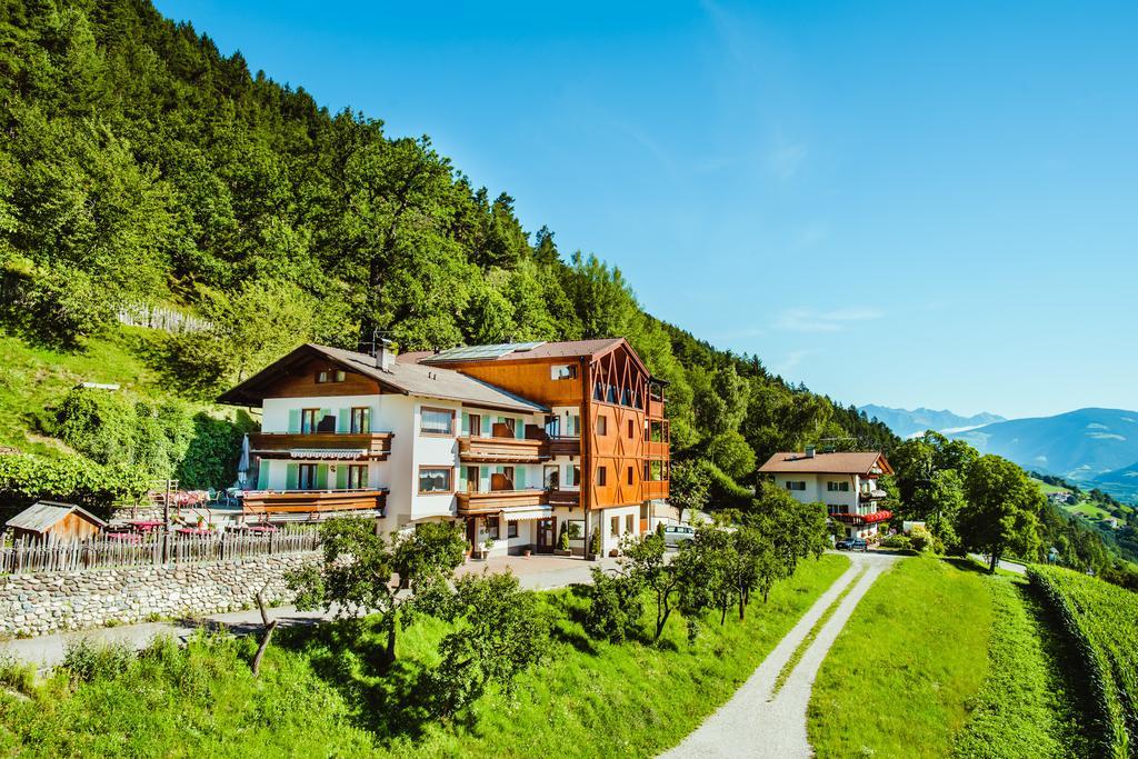 Gasthof Hotel Woehrmaurer Feldthurns Eksteriør bilde